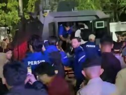 Usai Taklukan Persija Jakarta, Persib Bandung Pulang Naik Rantis 