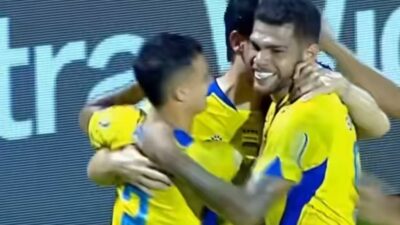 Persib Tundukkan PSM 2-1, Maung Bandung Kian Dekat Pertahankan Gelar Juara