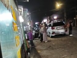 Malam Minggu di Depan Masjid Kaum Mangunreja Ramai, Pedagang Kebanjiran Pembeli
