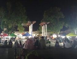 Malam Minggu Akhir Liburan Sekolah, Alun-alun Singaparna Dipadati Pengunjung