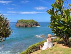 Pantai Karang Tawulan, Destinasi Wisata Bernuansa Bali di Tasikmalaya yang Cocok untuk Healing dan Menikmati Sunset