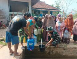 Sumur Bor TMMD Ke-129 Kodim 0612/TSM Jadi Solusi Krisis Air Bersih, Warga Desa Parungponteng Rasakan Manfaat Nyata
